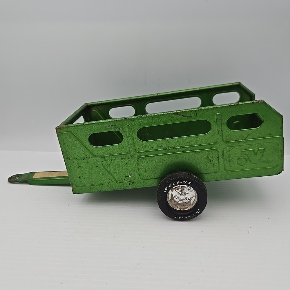 Vintage Nylint Green‎ Pressed Steel Farm Trailer